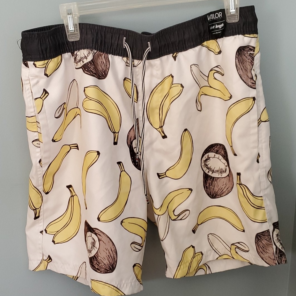 Valor shorts Banana and Coconut 🍌🥥